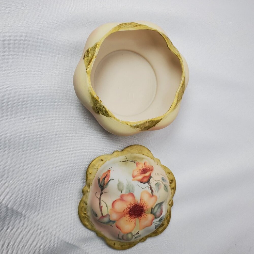 VTG Hand-Painted Cricket Jewelry Box Lidded Porcelain Trinket Box By L. Gibson - Picture 12 of 16